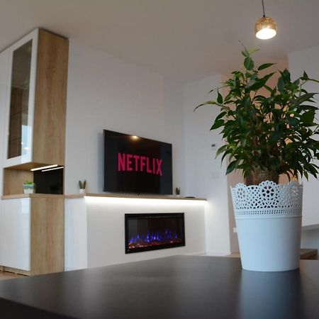 Luxury Panorama Apartament,Coresi Braşov Extérieur photo