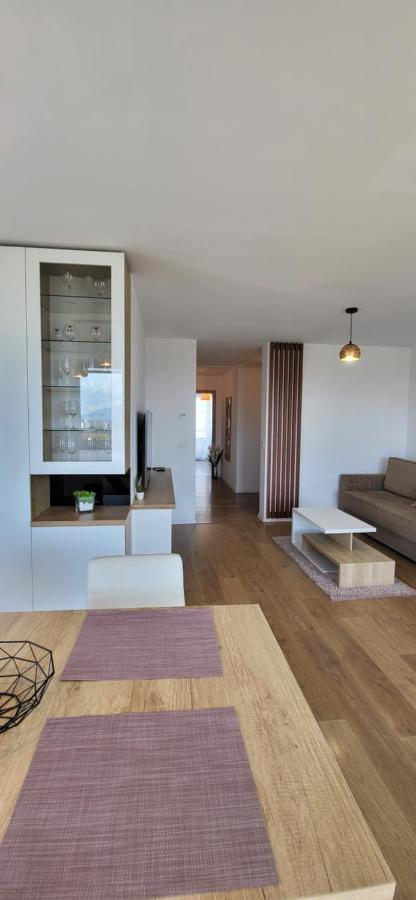 Luxury Panorama Apartament,Coresi Braşov Extérieur photo