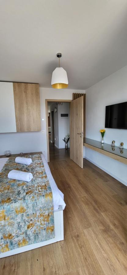 Luxury Panorama Apartament,Coresi Braşov Extérieur photo